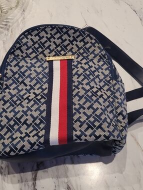 Tommy Hilfiger | Bags | Tommy Hilfiger Red Flap Backpack  display picture 1
